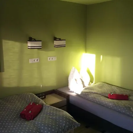 Mika Rooms Raclawicka 144 & Wislicka 3 Studio - Adults Only Varsavia Esterno foto